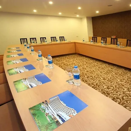Ξενοδοχείο Cender 4*
