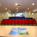 첸데르 호텔 4*
