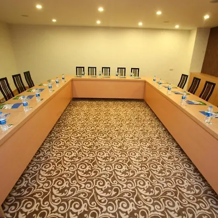 Otel Cender 4*